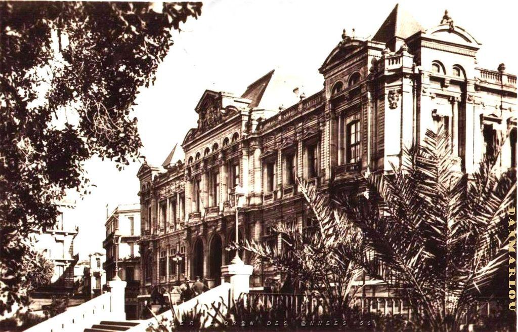 PA b- 025- Hotel de ville.jpg
